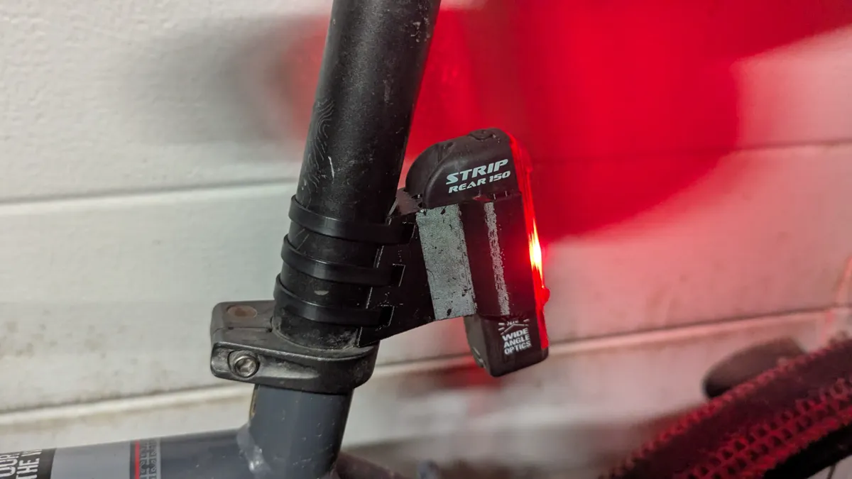 Lezyne strip 150 rear light mount, photo 4 of 4 - Lezyne strip 150 rear light mount Hobby & DIY