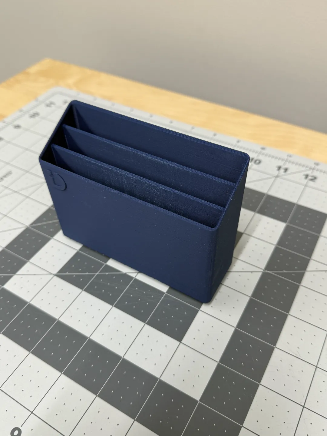 Gridfinity 3x1, 3 Tier, Triangle Sandpaper Holder, photo 2 of 4 - Gridfinity 3x1, 3 Tier, Triangle Sandpaper Holder Storage & Organisation