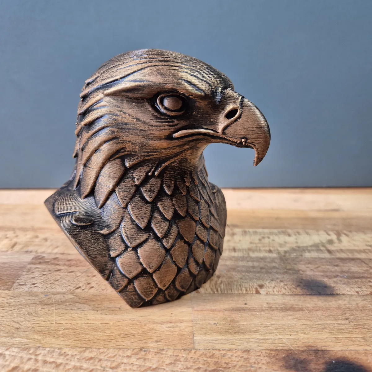 Eagle Bust Model, photo 3 of 4 - Eagle Bust Model Figurines & Collectibles