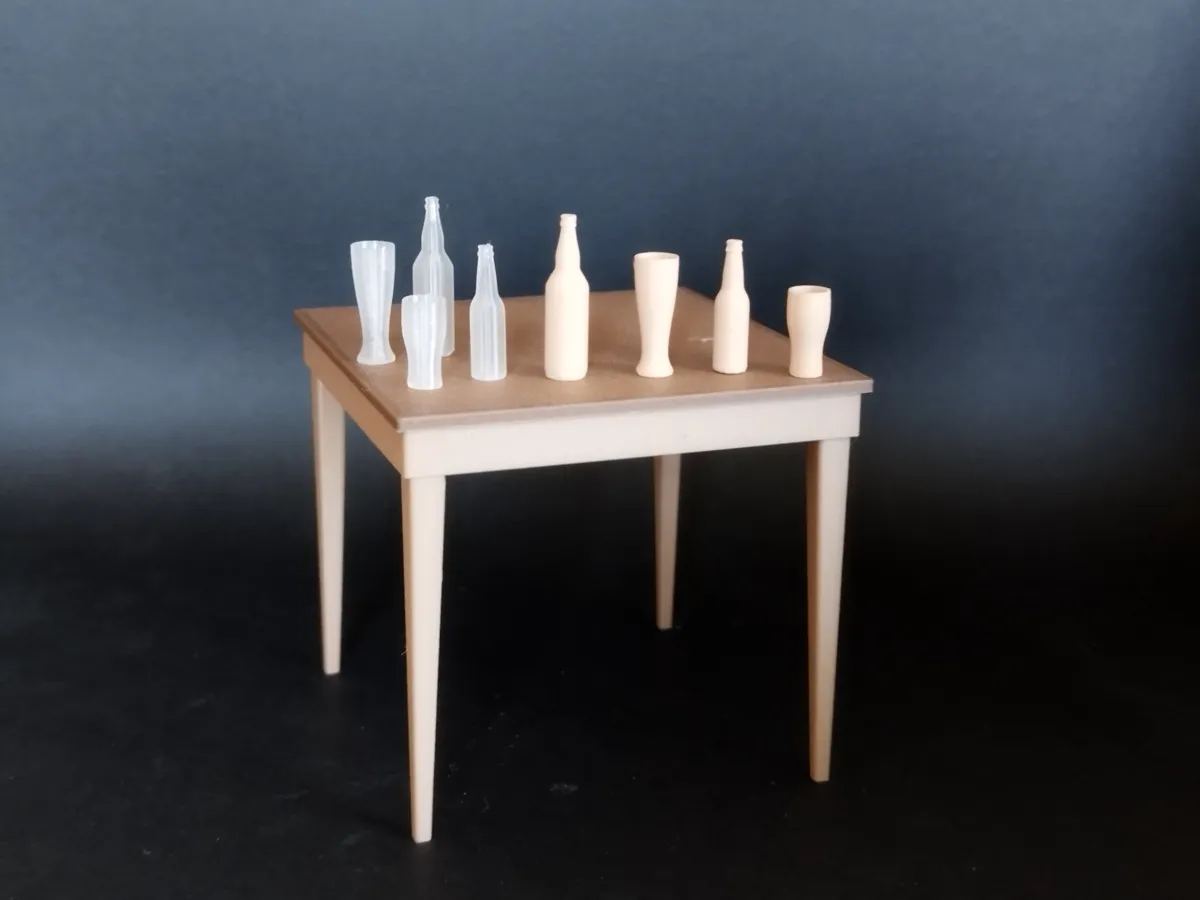 Beer Bottles and Glasses - Scale Model Precision