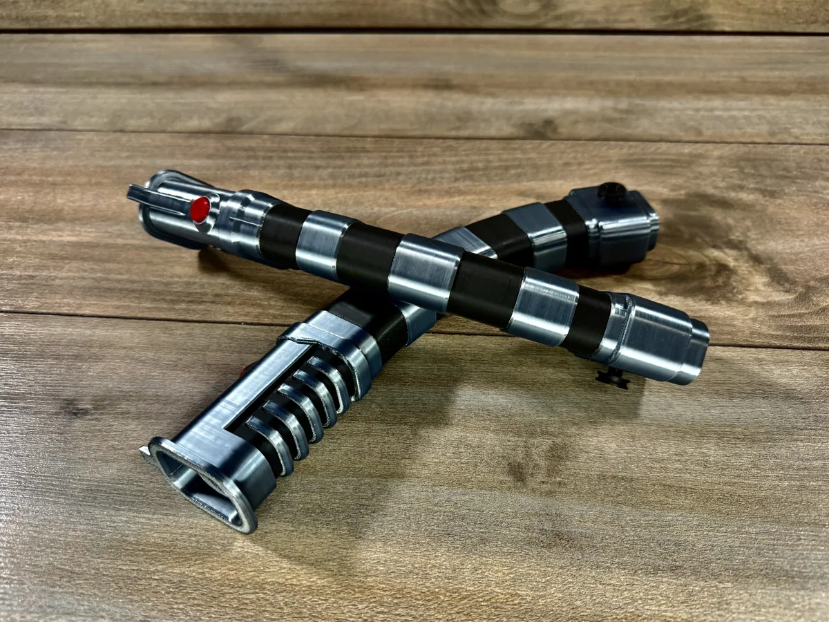 Asajj Ventress' Dual Lightsabers, photo 3 of 4 - Asajj Ventress' Dual Lightsabers Props & Cosplay