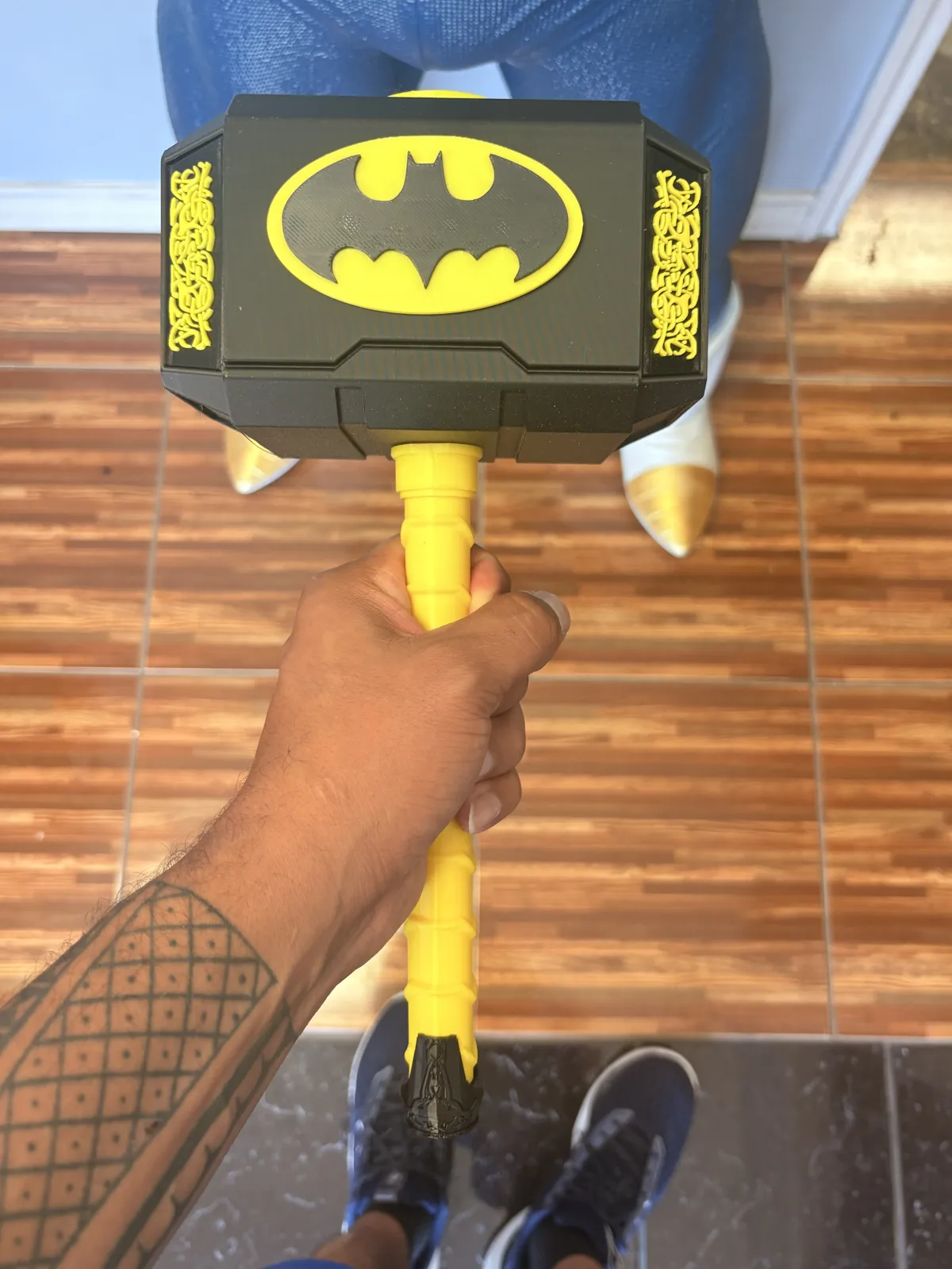 Batman thor hammer, photo 2 of 3 - Batman thor hammer Props & Cosplays