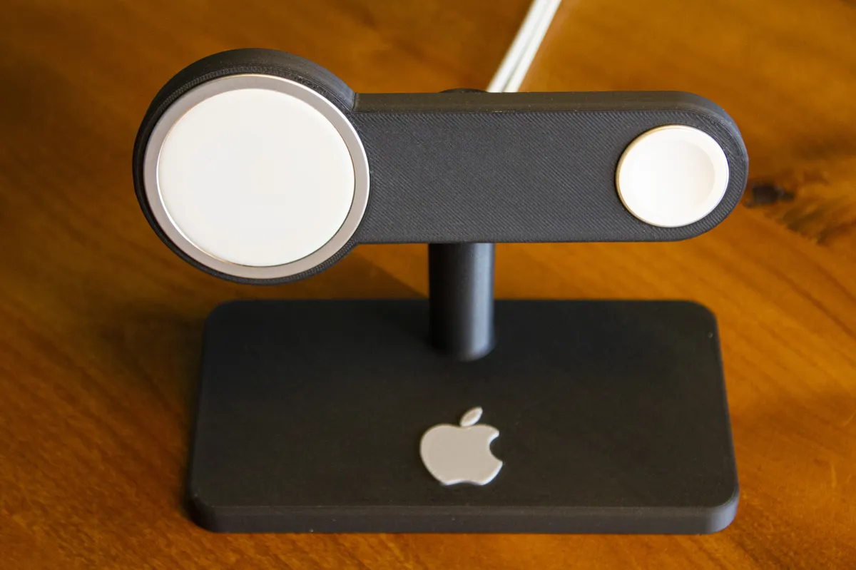 MagSafe Charger Stand for iPhone and Apple Watch, photo 4 of 4 - MagSafe Charger Stand for iPhone and Apple Watch Mobile & Device Accessories