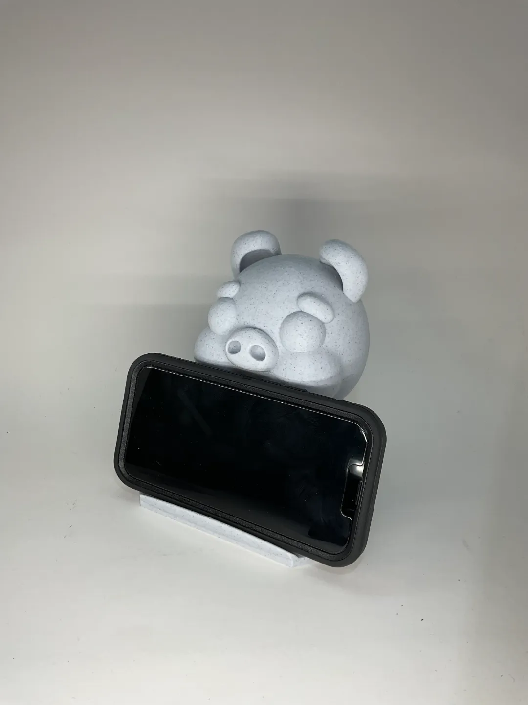 Cute Pig Phone and Tablet Holder, photo 2 of 4 - Cute Pig Phone and Tablet Holder Tools
