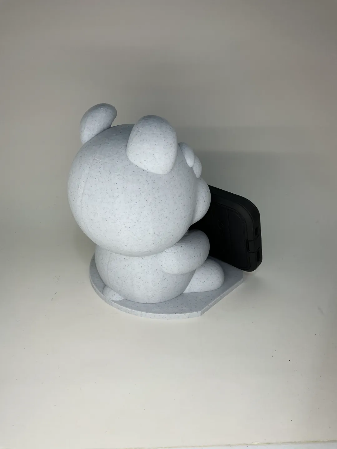 Cute Pig Phone and Tablet Holder, photo 4 of 4 - Cute Pig Phone and Tablet Holder Tools