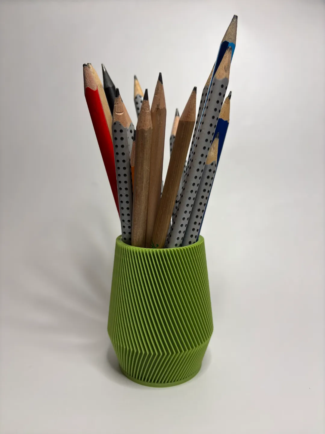 Geometric Pen Holder / Bowl / Cup, photo 2 of 4 - Geometric Pen Holder / Bowl / Cup Household