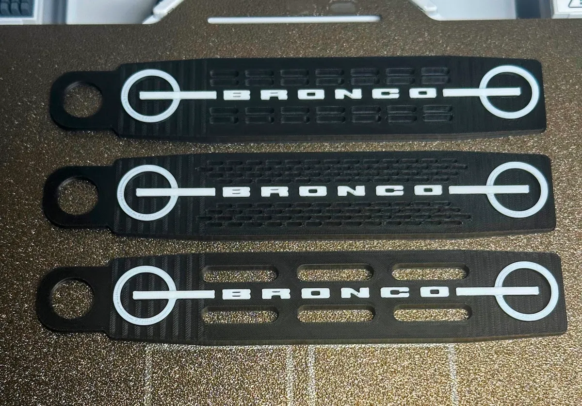 Ford Bronco Grille Keychain Set, photo 2 of 3 - Ford Bronco Grille Keychain Set Art
