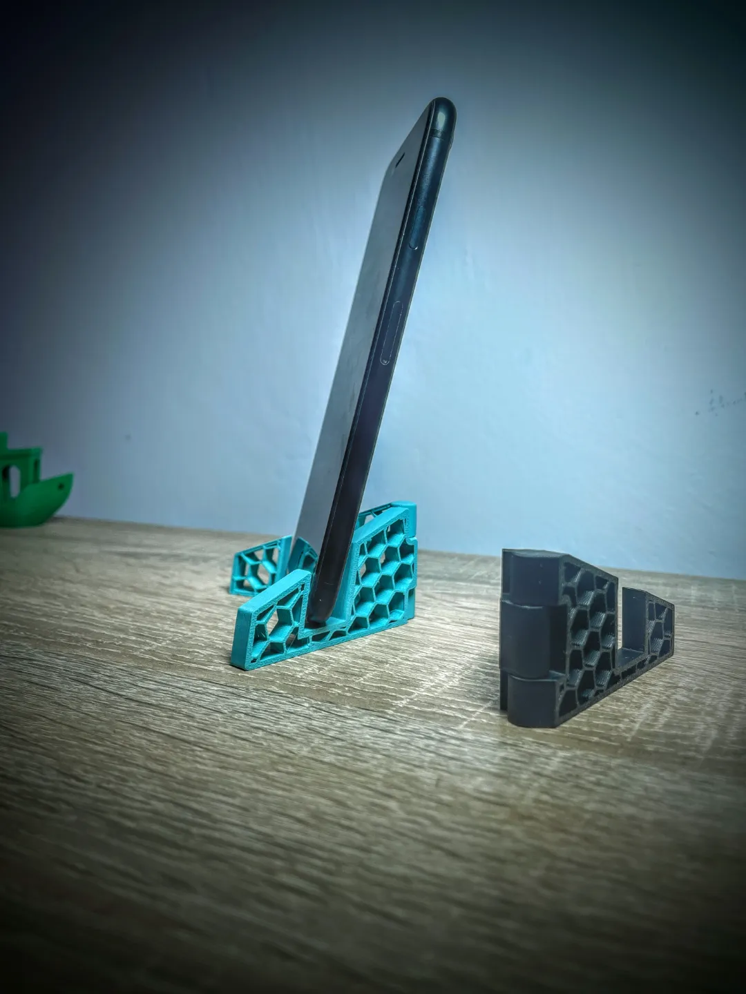 Universal Honeycomb Holder for Tablet Phone Picture - Desk Mobile Stands, in stock in India