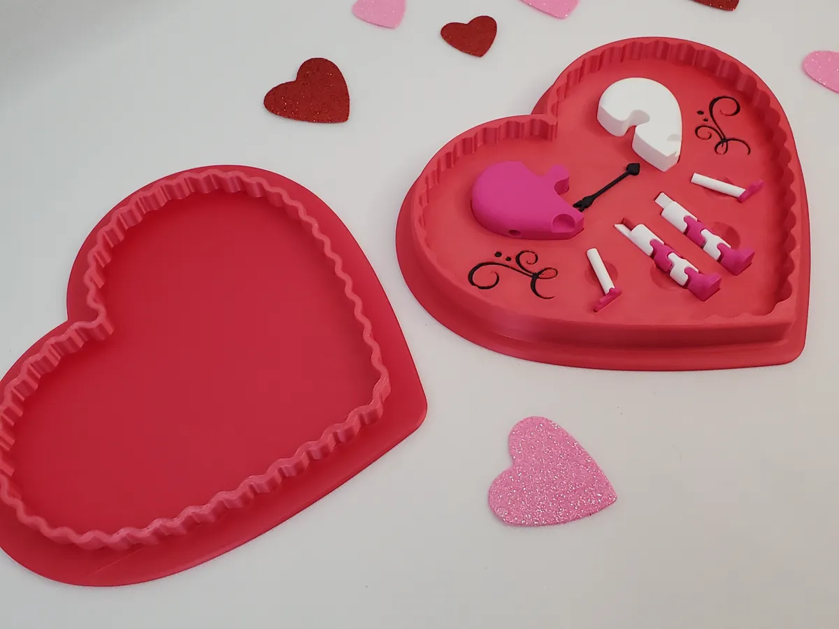 Valentine's Heart Puzzle Buddy Keepsake Box, photo 3 of 4 - Valentine's Heart Puzzle Buddy Keepsake Box Toys & Games