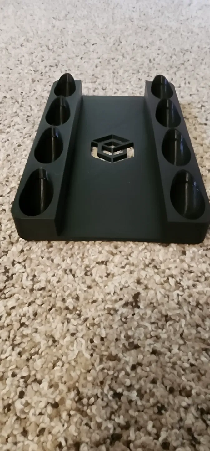 Gamecube controller quad stand, photo 3 of 4 - Gamecube controller quad stand Hobby & DIY