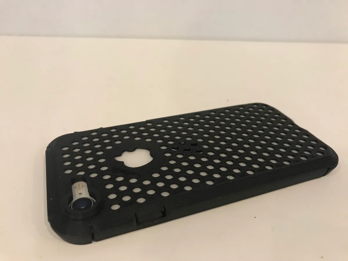 iPhone 7/8/SE Case with Cooling Holes and Camera Guard, photo 3 of 4 - iPhone 7/8/SE Case with Cooling Holes and Camera Guard Mobile & Device Accessories