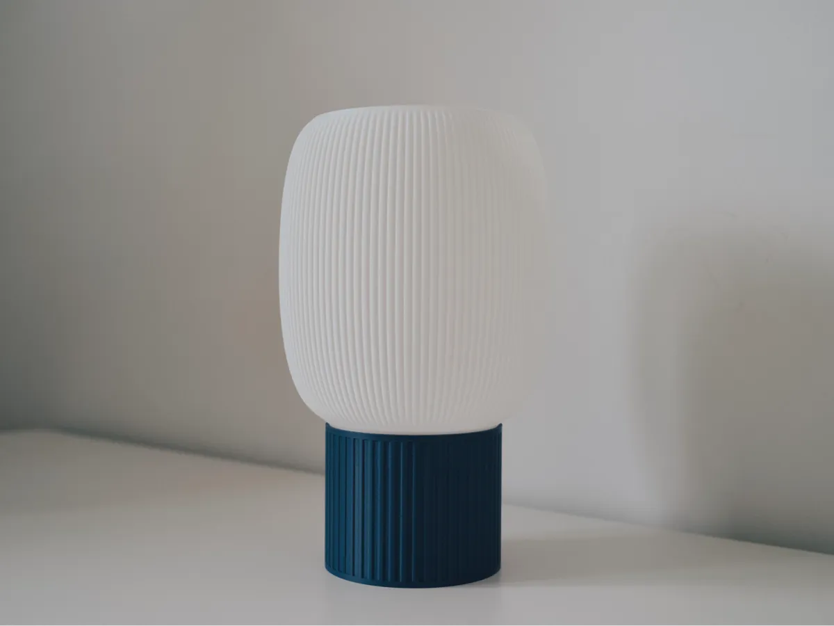 Modern table lamp