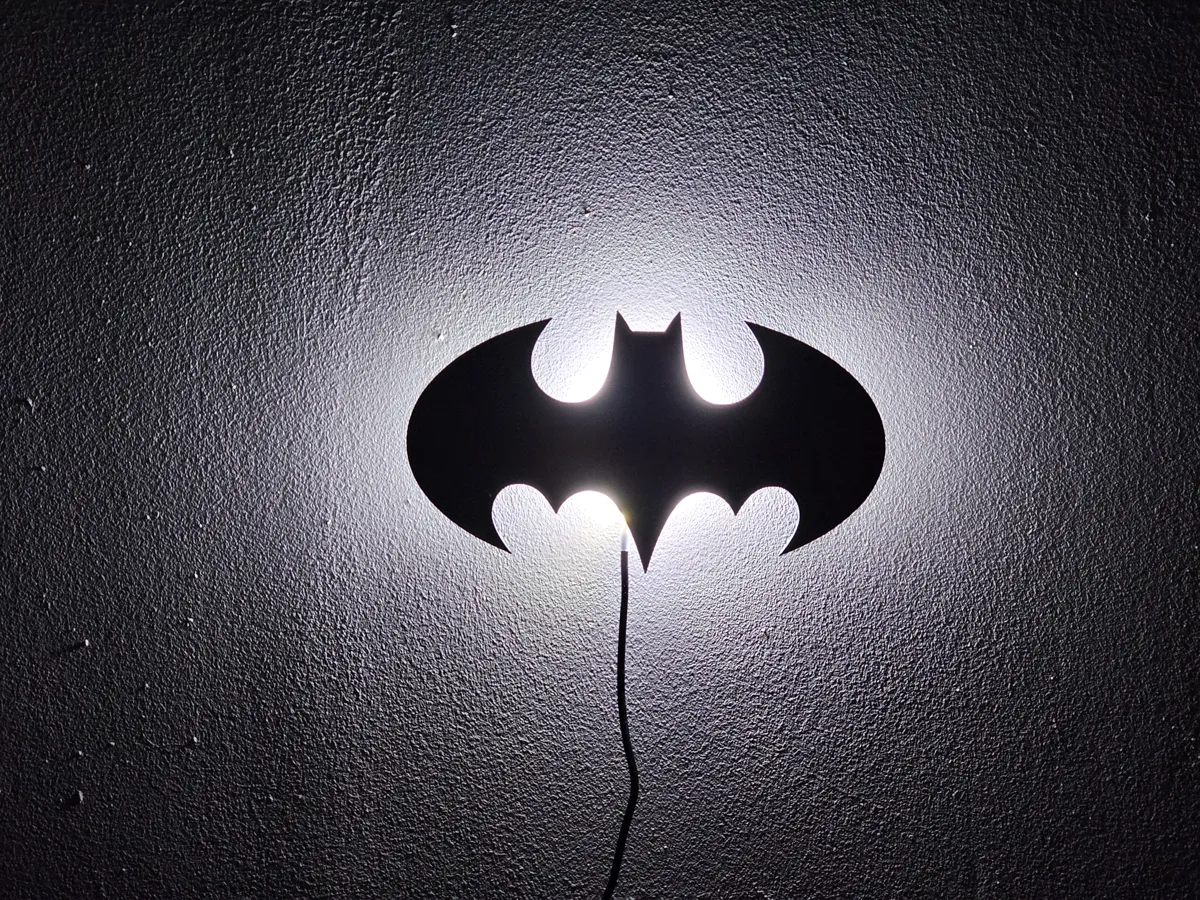 Batman Wall Light With Bracket, photo 3 of 3 - Batman Wall Light With Bracket Lamps & Lighting