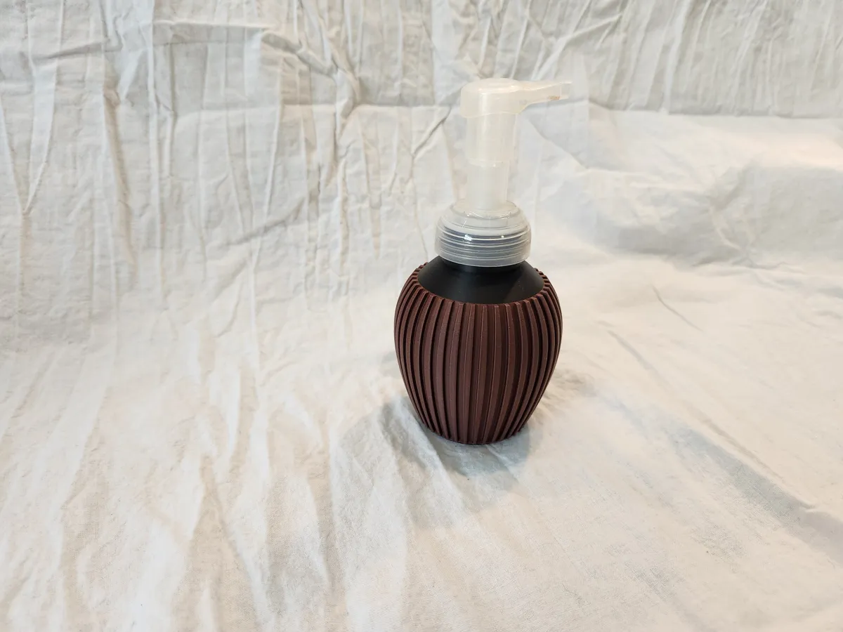 Compact Modern Bathroom Set w/ Foam Soap Dispenser, photo 4 of 4 - Compact Modern Bathroom Set w/ Foam Soap Dispenser Bath & Personal Care