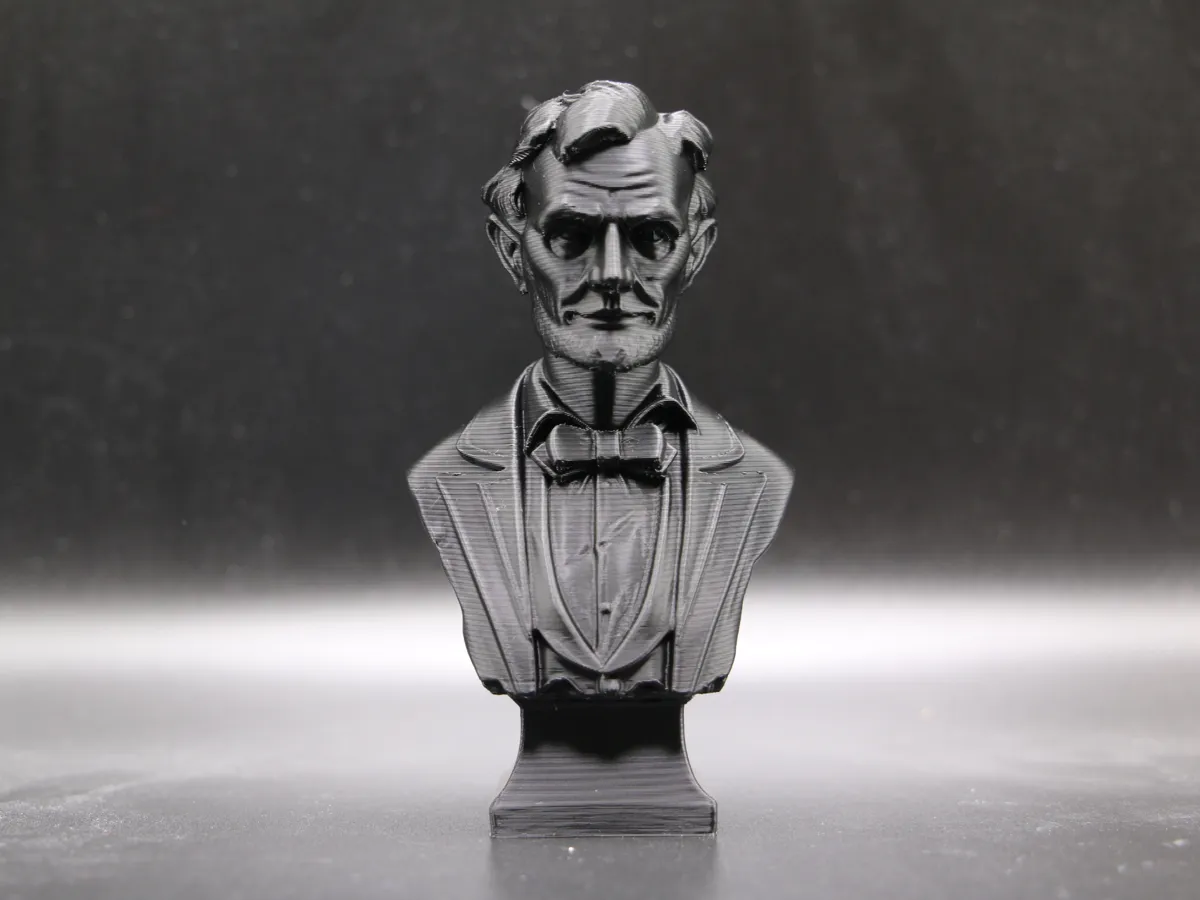 Historical Abraham Lincoln Bust - Decor Sculpture