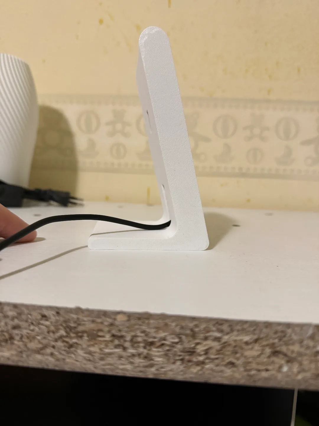 phone holder with anker magsafe battery pack - Electronics, in stock in India