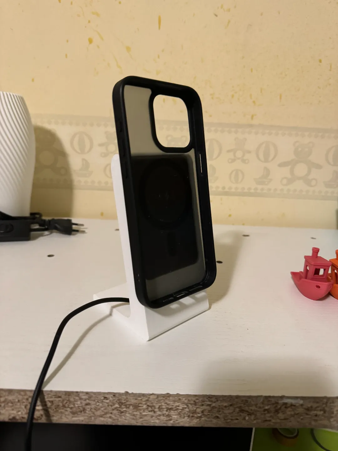 phone holder with anker magsafe battery pack, photo 4 of 4 - phone holder with anker magsafe battery pack Hobby & DIY
