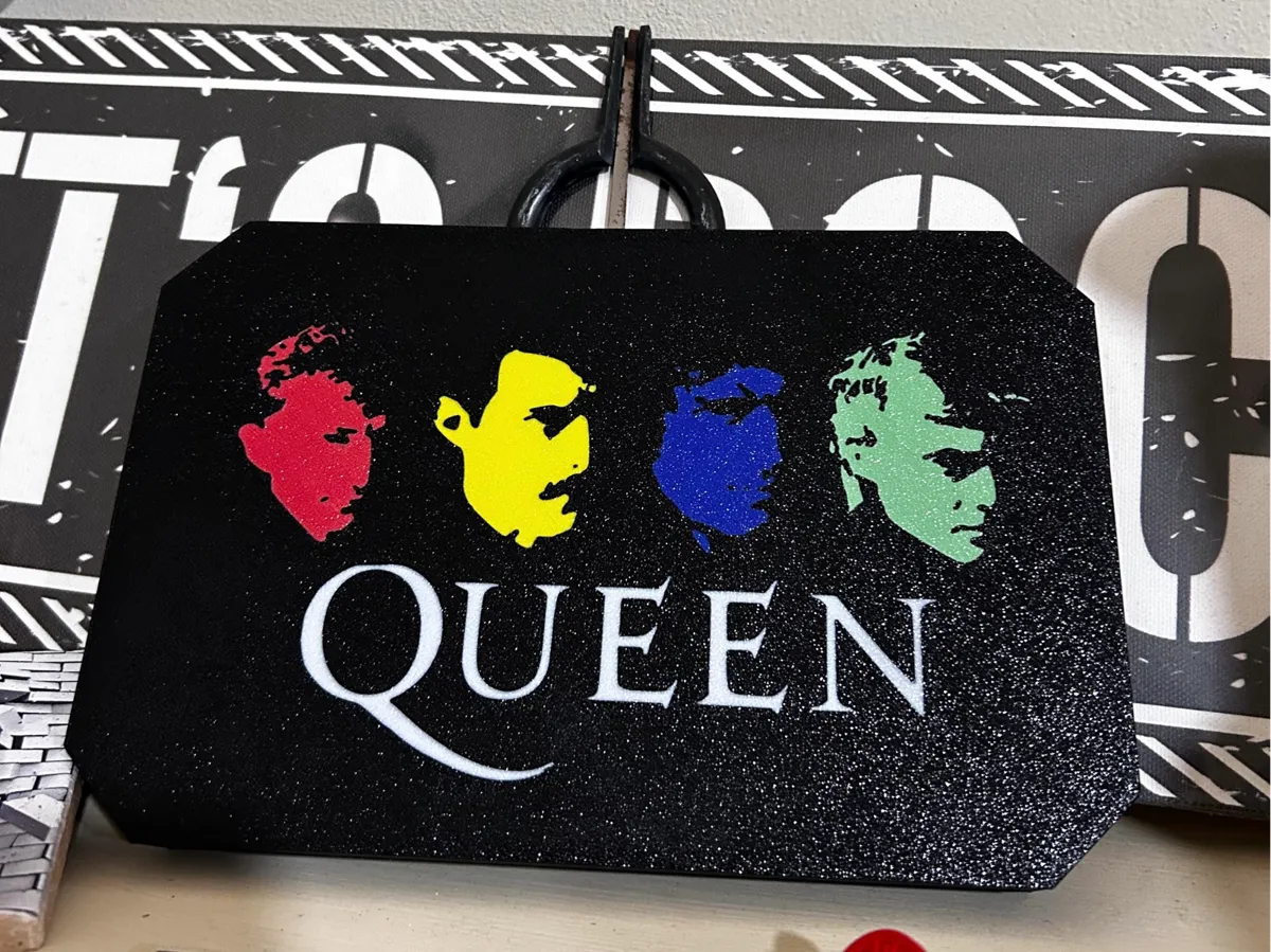 Queen Wall Art