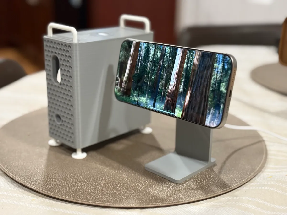 Mini Pro Display XDR iPhone Stand, photo 2 of 4 - Mini Pro Display XDR iPhone Stand Hobby & DIY