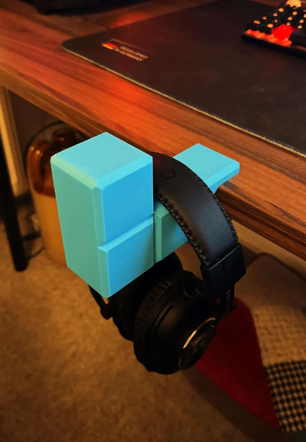 Headphone holder, photo 3 of 4 - Headphone holder Household