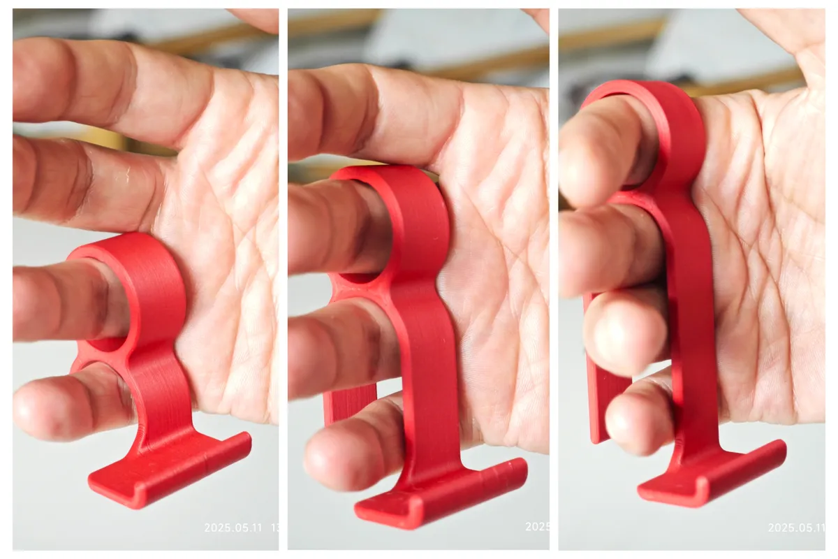 Hand Grip Smartphone Holder, photo 3 of 4 - Hand Grip Smartphone Holder Mobile & Device Accessories
