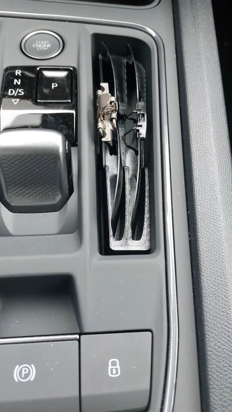 Cupra Leon ST Sunglasses holder