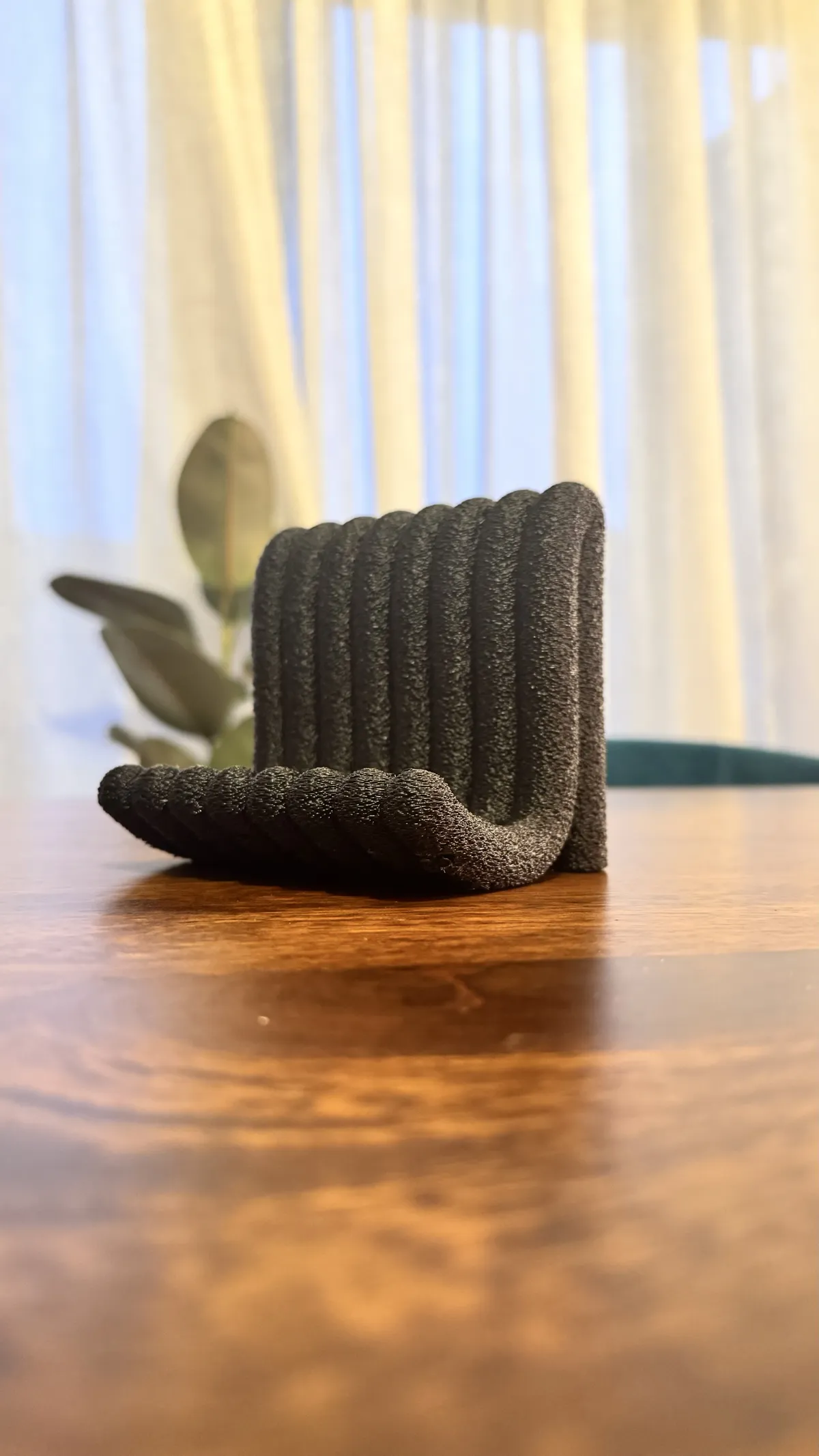 Tablet stand (kindle/book/phone...), photo 4 of 4 - Tablet stand (kindle/book/phone...) Mobile & Device Accessories