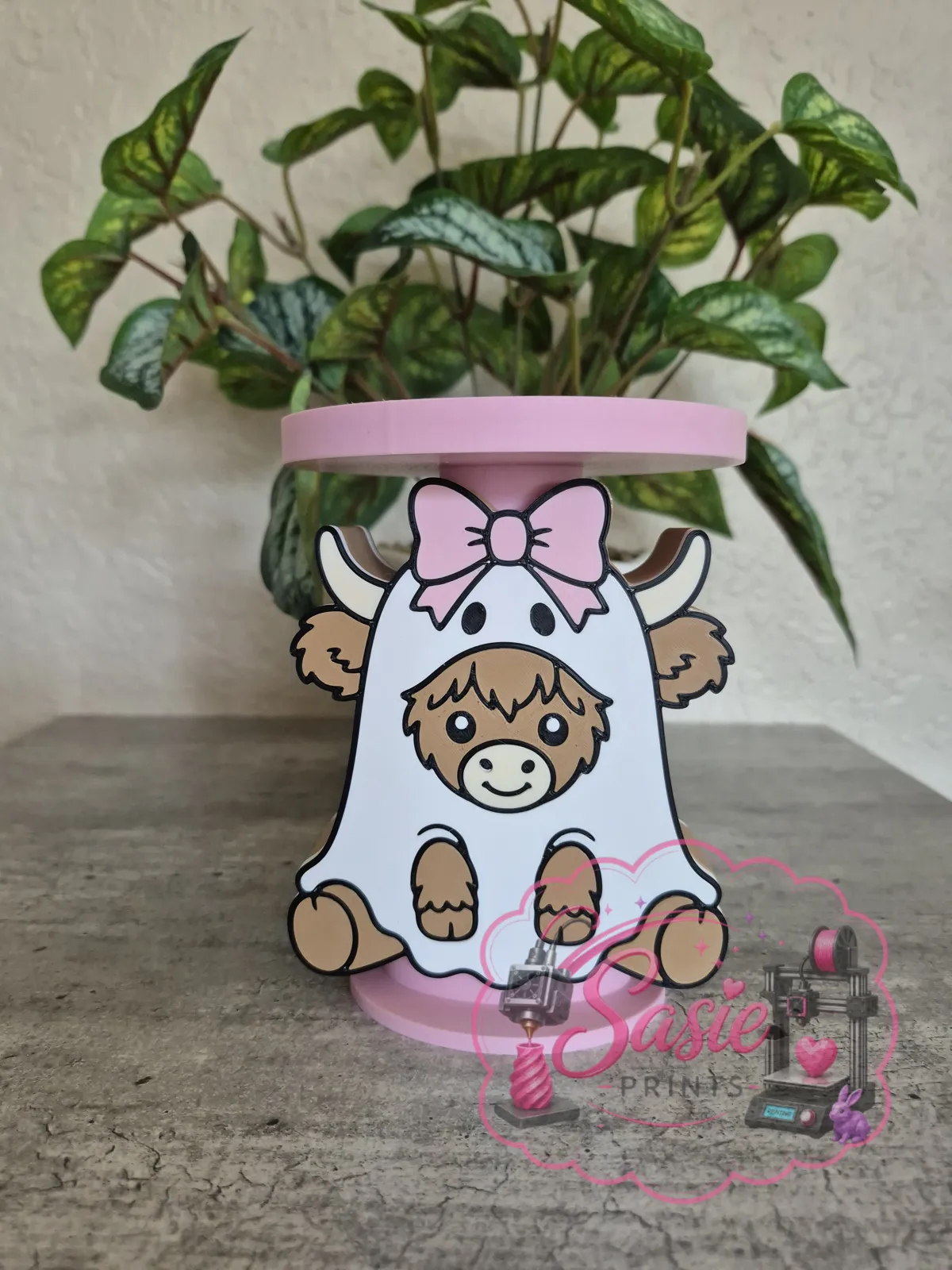Ghost Highland Cow Candle Holder - Plant Stand, photo 3 of 4 - Ghost Highland Cow Candle Holder - Plant Stand Garden & Outdoor