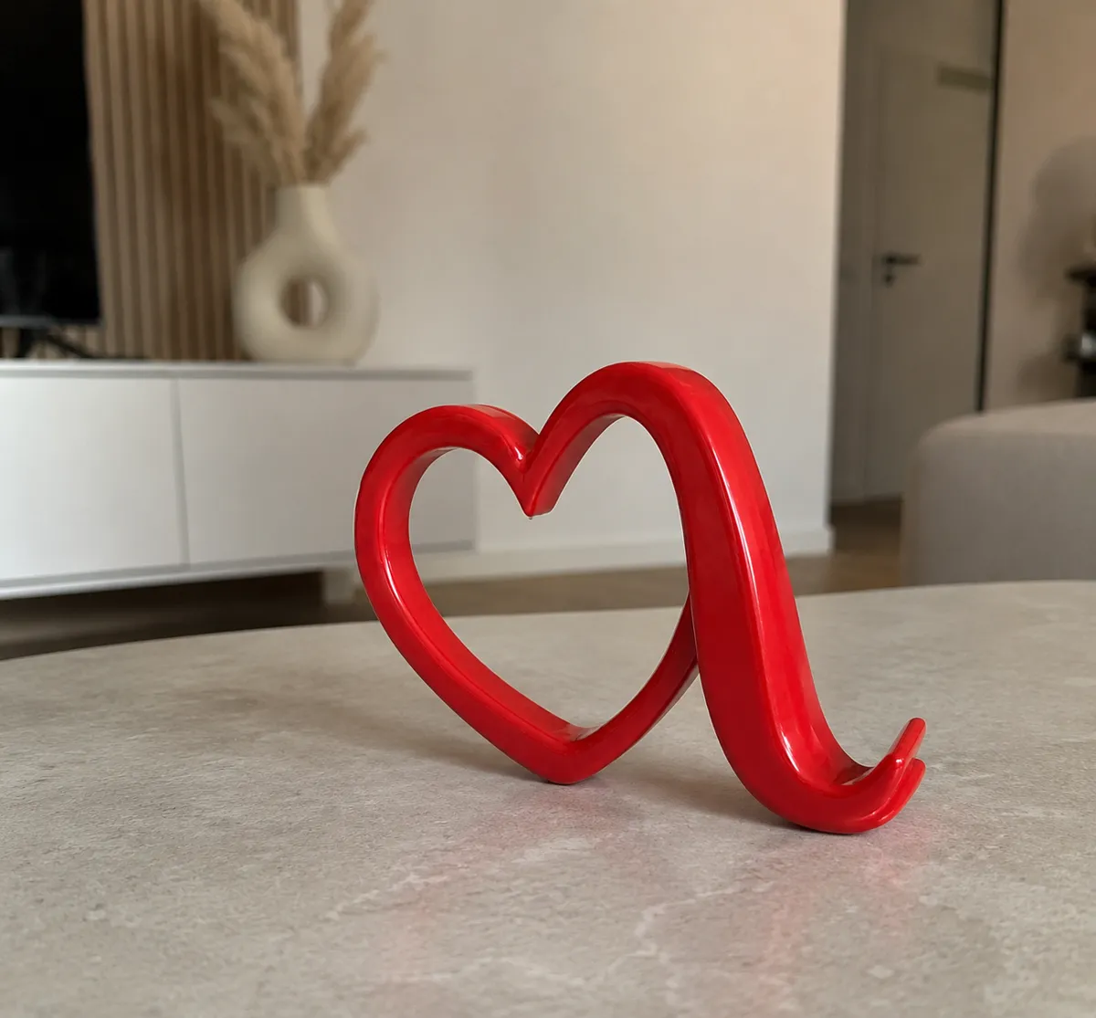 Red Heart Phone Stand, photo 2 of 2 - Red Heart Phone Stand Household