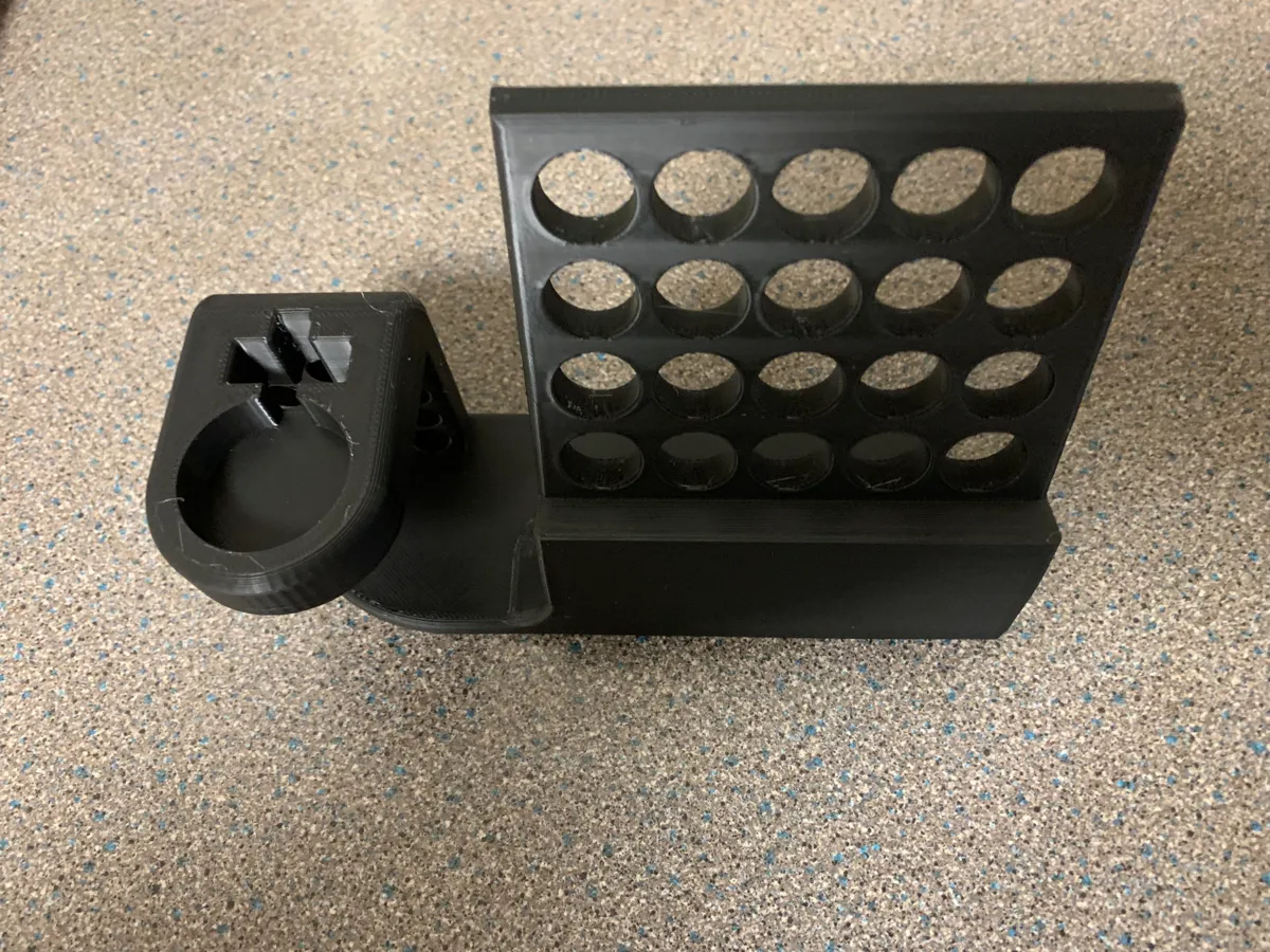 SHORT IWATCH AND IPHONE HORIZONTAL CHARE BASE, photo 4 of 4 - SHORT IWATCH AND IPHONE HORIZONTAL CHARE BASE Household