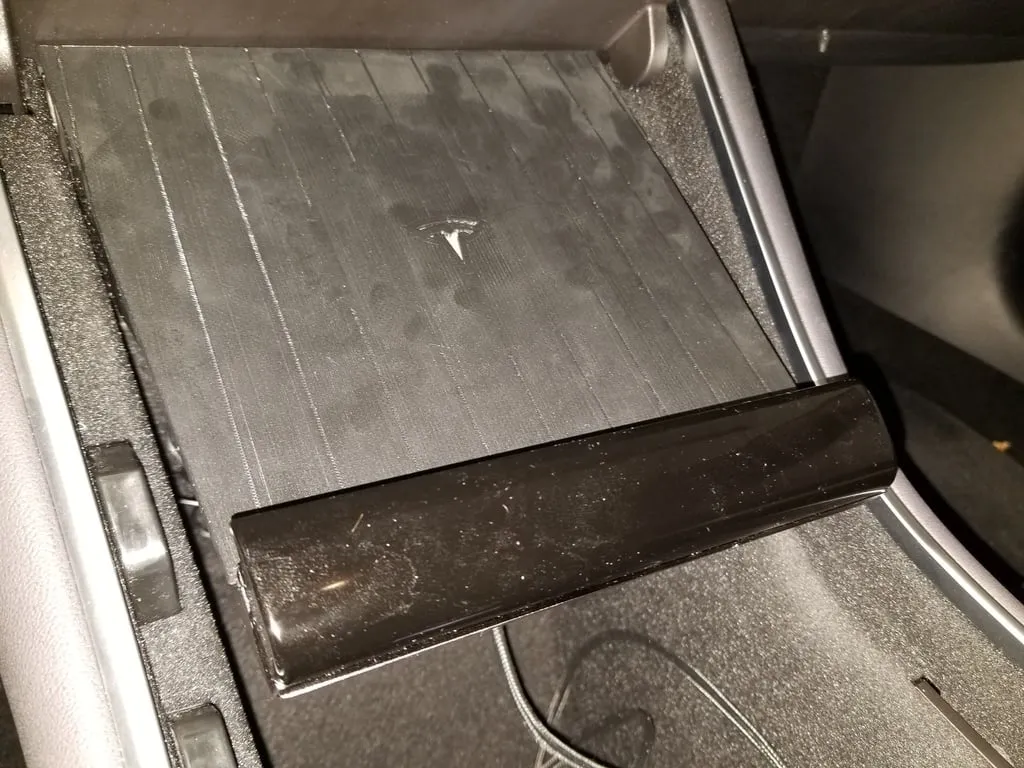 Tesla Model 3 Phone Dock Spacer 6mm or 8mm, photo 3 of 4 - Tesla Model 3 Phone Dock Spacer 6mm or 8mm Hobby & DIY