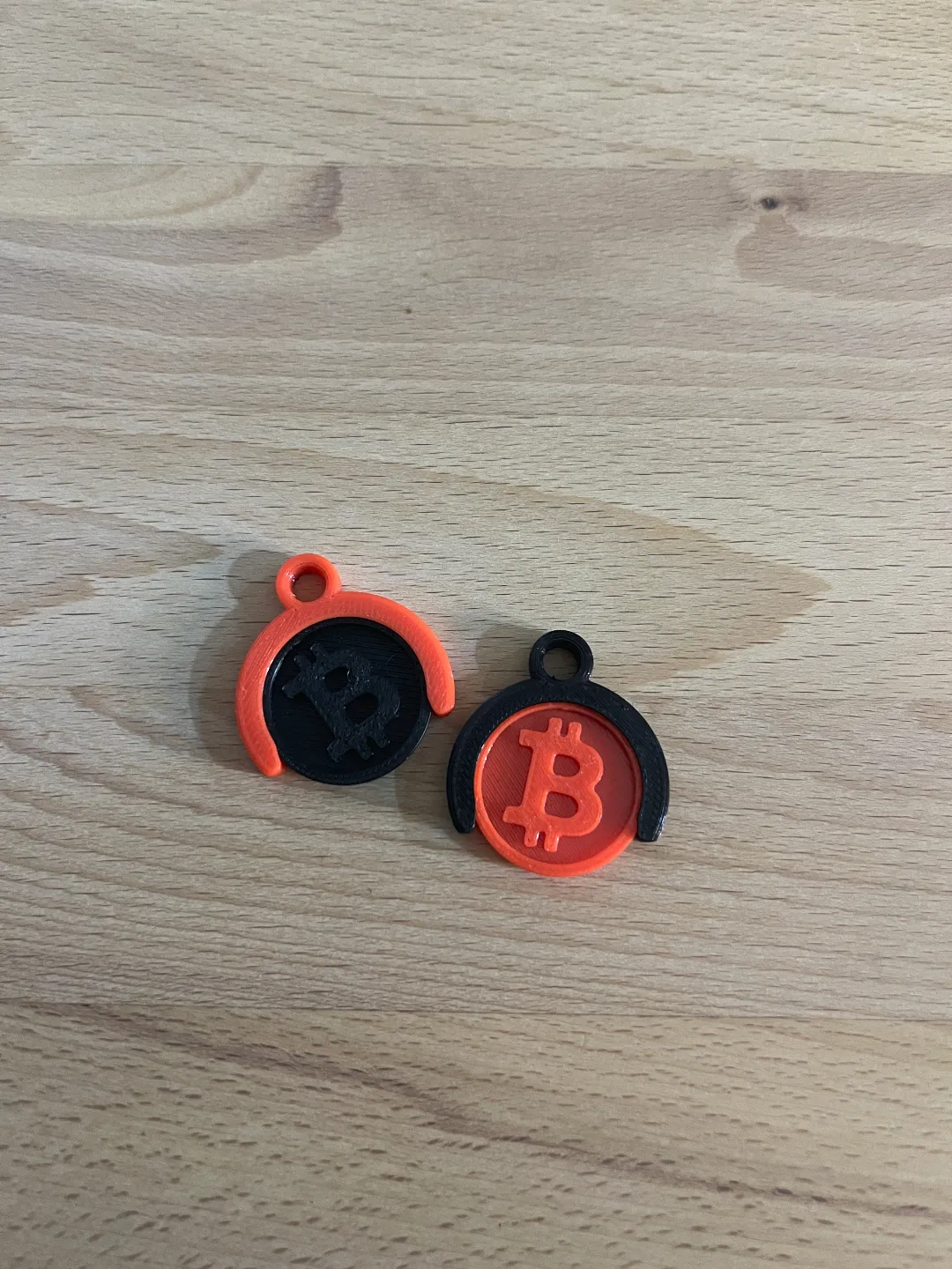 Bitcoin shopping cart token with holder, photo 3 of 3 - Bitcoin shopping cart token with holder Art