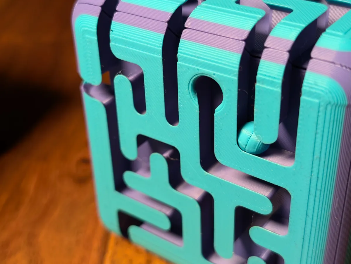 The 3D Maze Cube - A Multiplayer Puzzle Game, photo 4 of 4 - The 3D Maze Cube - A Multiplayer Puzzle Game Toys & Games