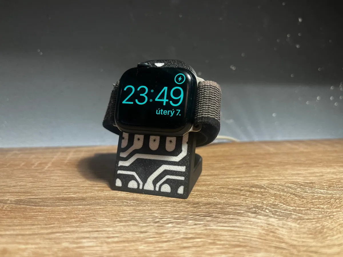Apple Watch Charger Stand, photo 2 of 4 - Apple Watch Charger Stand Household