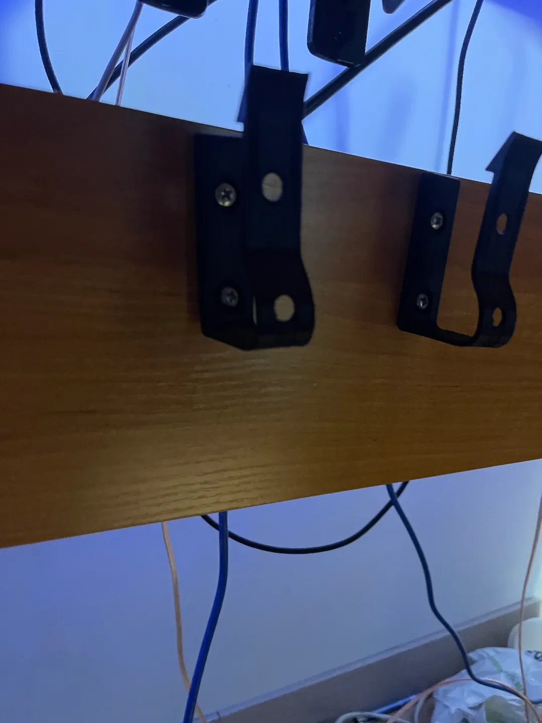 Lenovo ThinkPad 90W charger holder, photo 3 of 3 - Lenovo ThinkPad 90W charger holder Mobile & Device Accessories