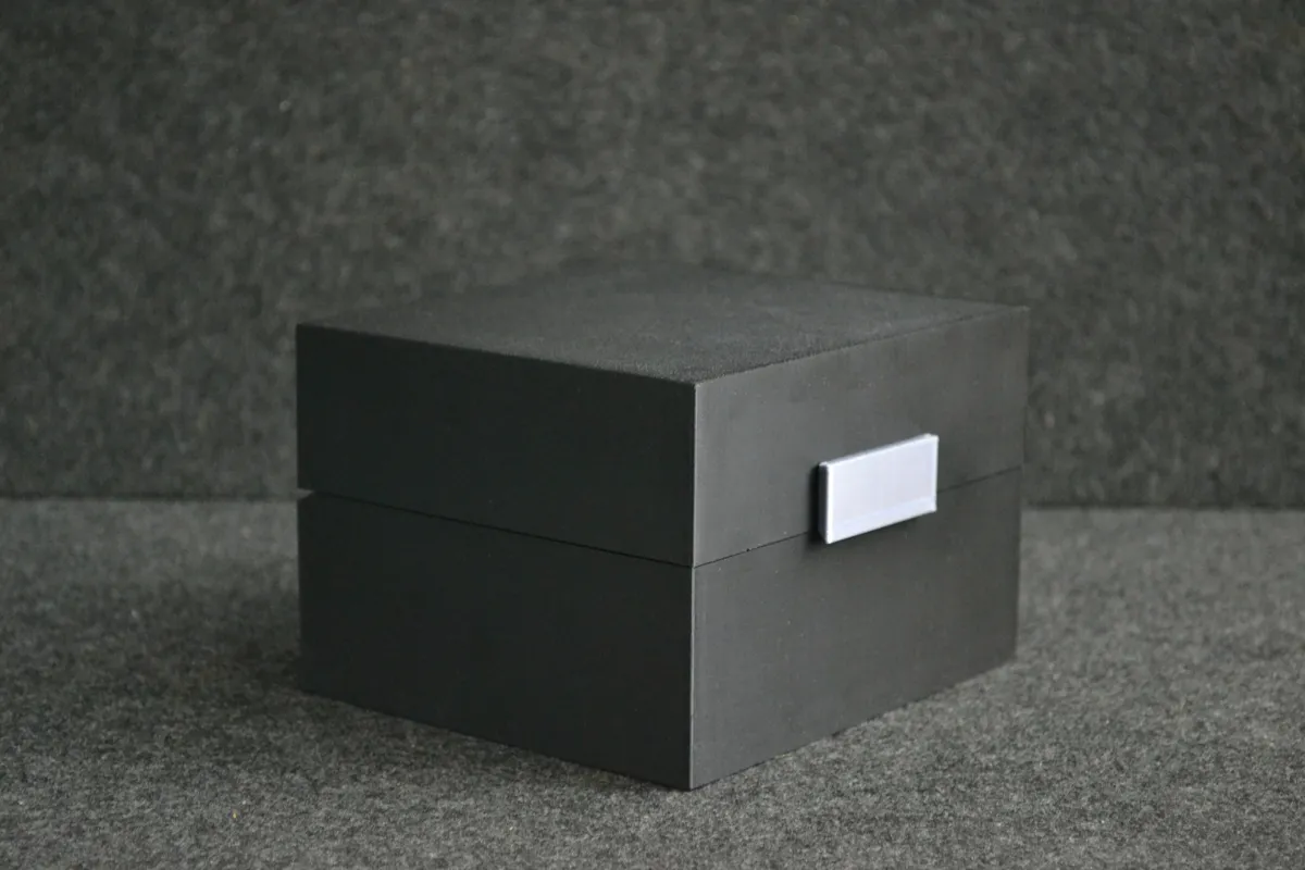 Jewellery Watch Box with TPU Pillow, photo 3 of 4 - Jewellery Watch Box with TPU Pillow Mobile & Device Accessories