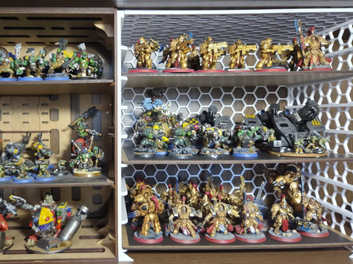 Miniature storage cabinet (GSW magnetic trays)