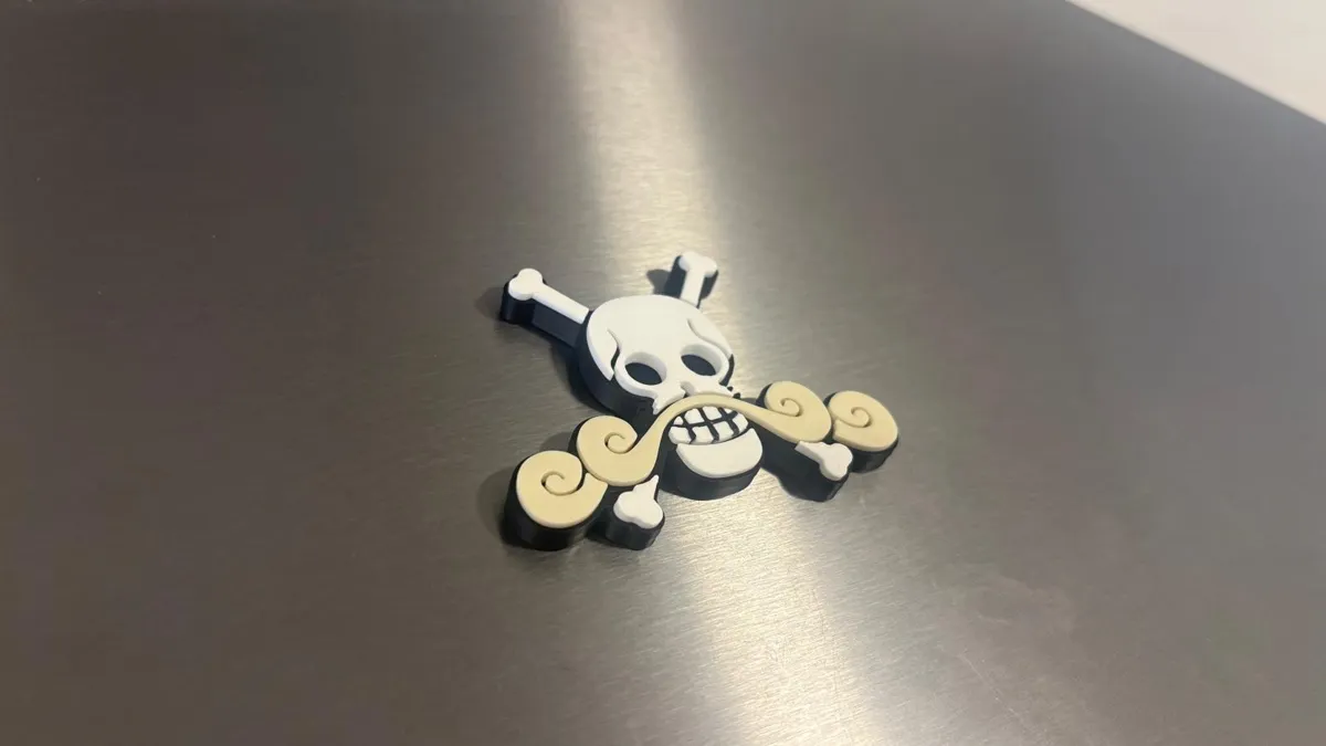 Roger Pirates Jolly Roger (One Piece Magnet), photo 3 of 3 - Roger Pirates Jolly Roger (One Piece Magnet) Figurines & Collectibles