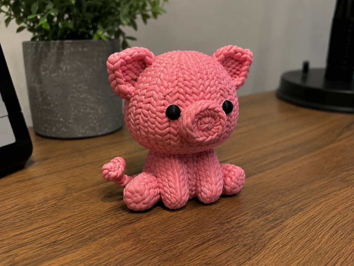 Cute Knitted Piggy Toy Desk Decor