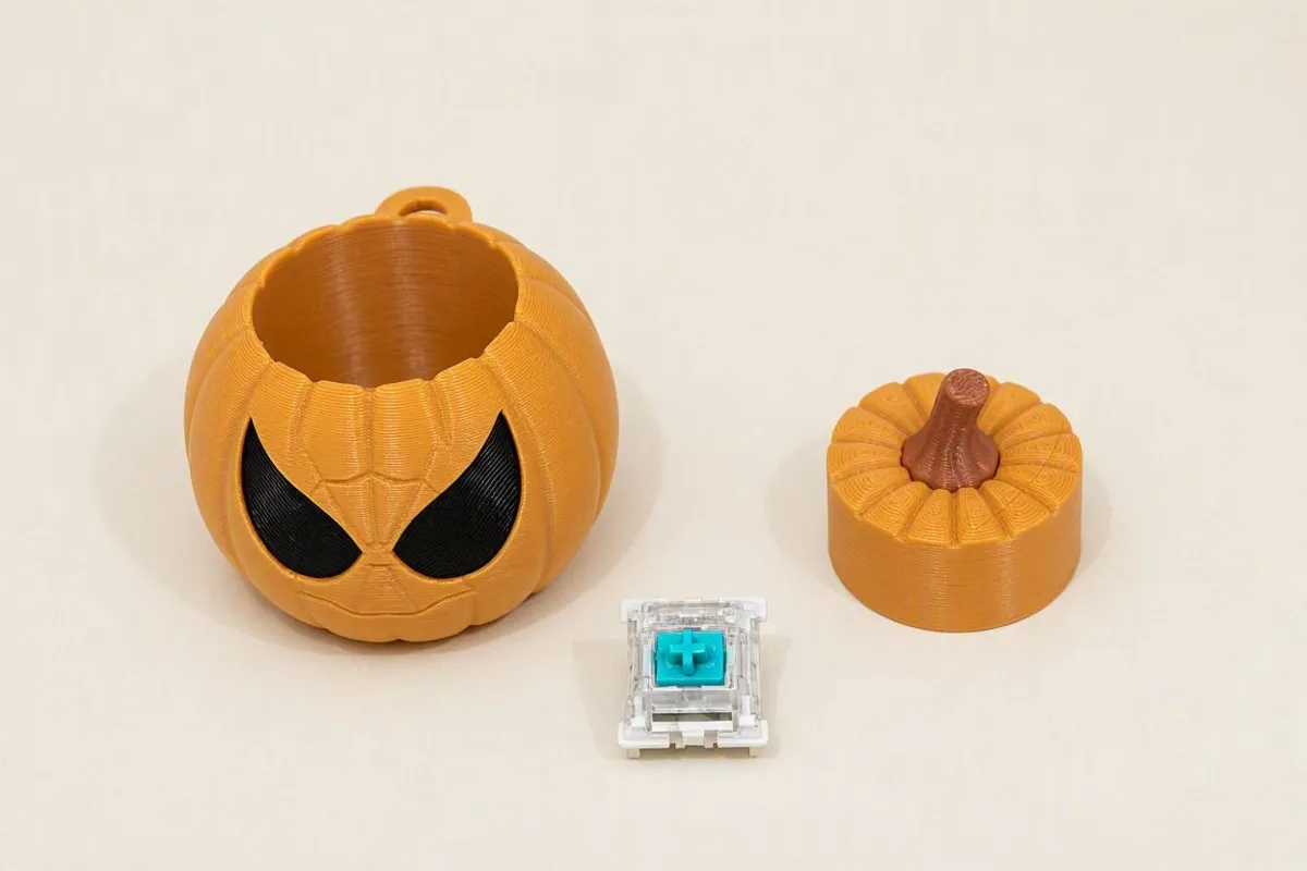 Pumpkin Clicker, photo 4 of 4 - Pumpkin Clicker Fidget & Sensory Toys