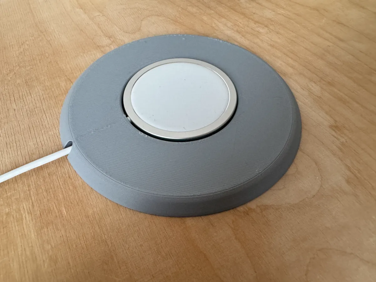 MagSafe Tischauflage MK1, photo 2 of 2 - MagSafe Tischauflage MK1 Hobby & DIY