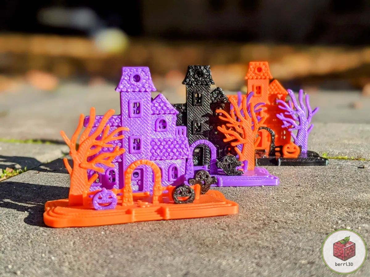 Halloween House Kit Card Diorama, photo 3 of 4 - Halloween House Kit Card Diorama Figurines & Collectibles