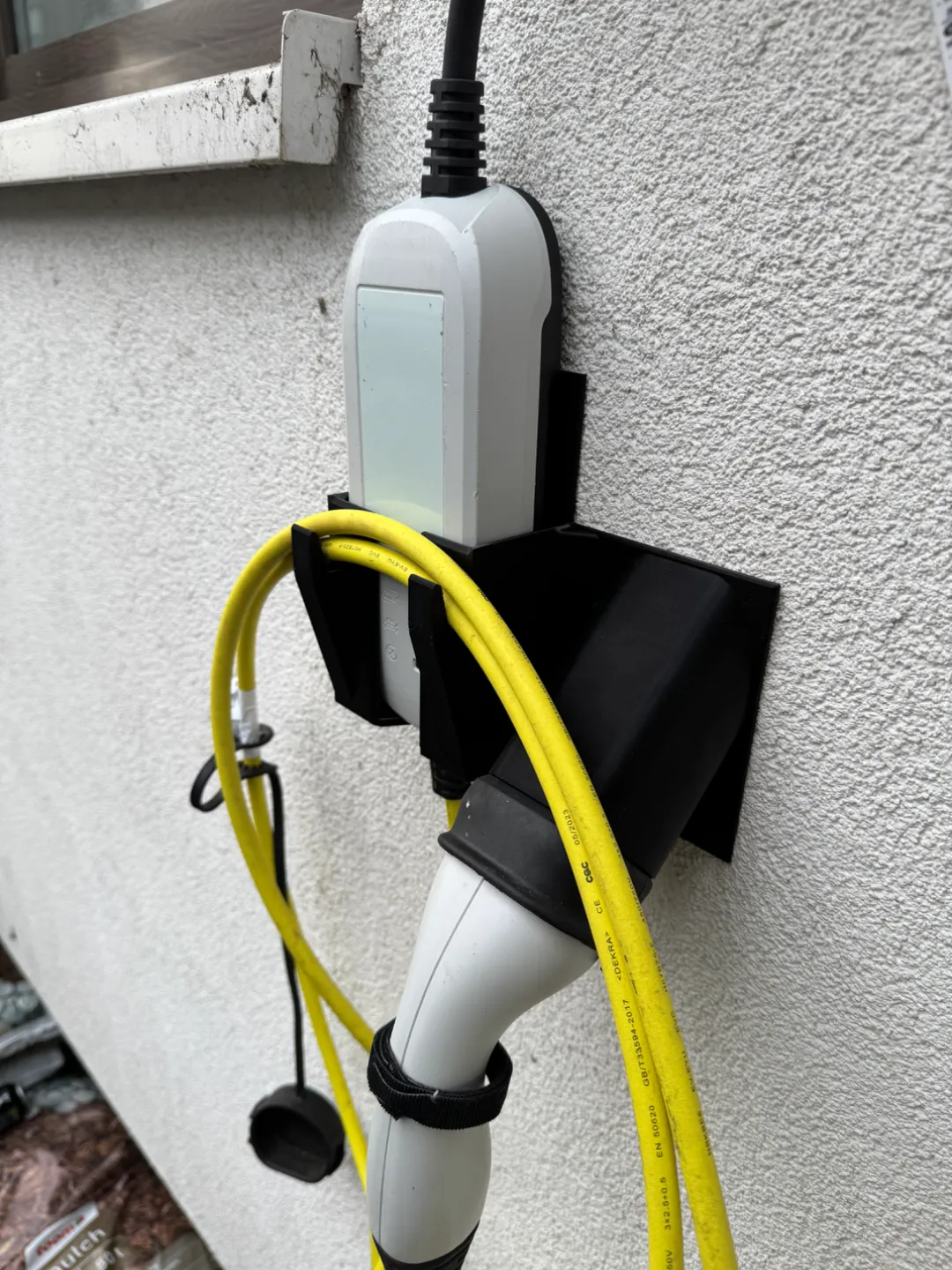 Wandhalterung VW Hybrid Ladekabel, photo 4 of 4 - Wandhalterung VW Hybrid Ladekabel Hobby & DIY