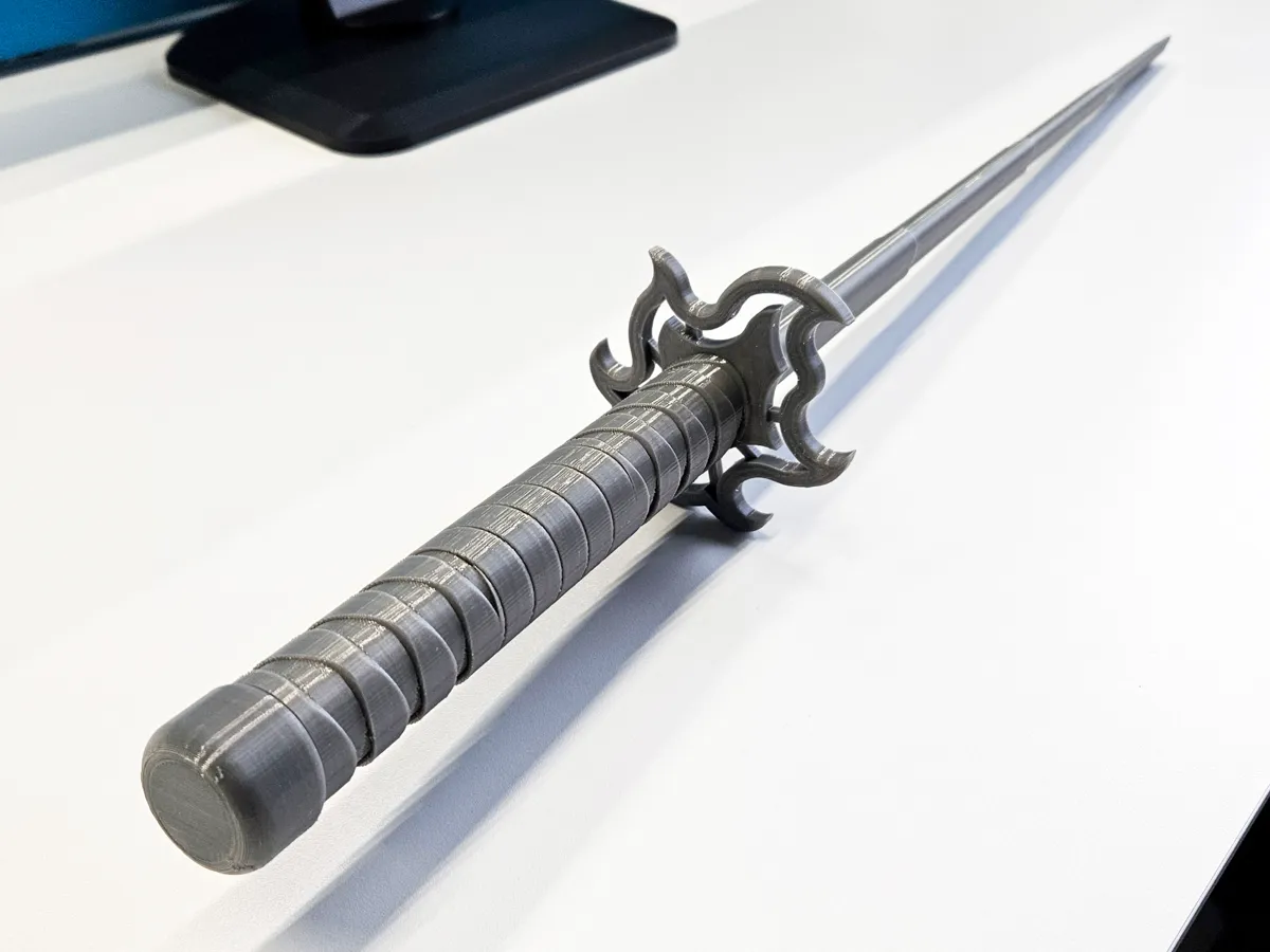 Rengoku Sword Tanjirou - Demon Slayer Katana, photo 2 of 3 - Rengoku Sword Tanjirou - Demon Slayer Katana Toys & Games