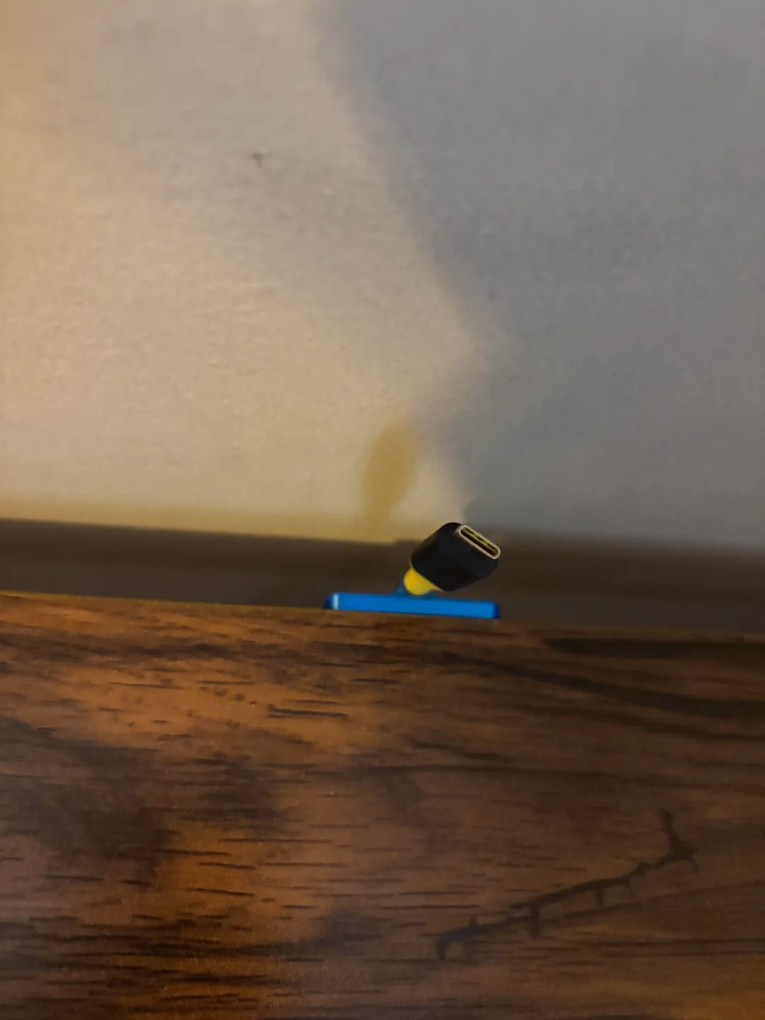 Charger Holder For Desk, photo 4 of 4 - Charger Holder For Desk Mobile & Device Accessories