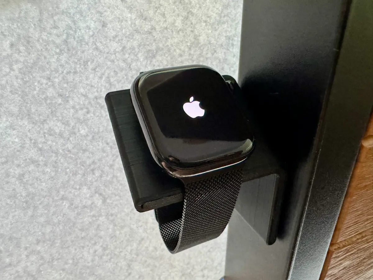 bed side apple watch charging dock - Electronics, in stock in India
