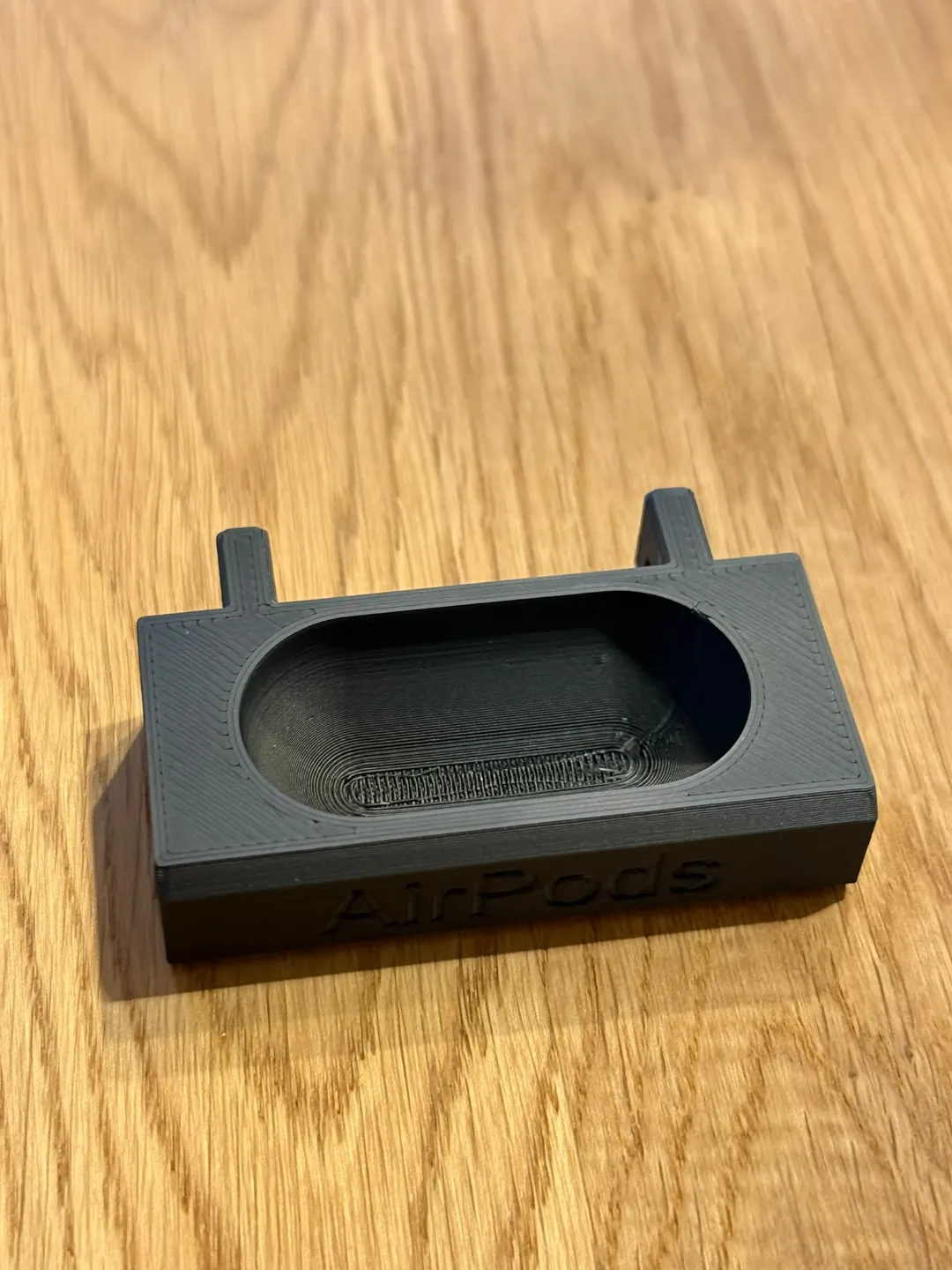 Skadis Apple Airpods Halter 1. und 2. Generation, photo 2 of 3 - Skadis Apple Airpods Halter 1. und 2. Generation Hobby & DIY