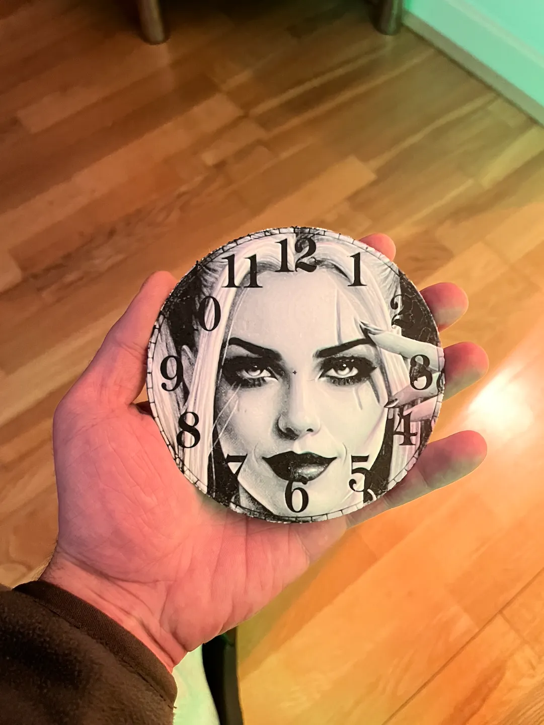 Harley_Quinn_Clock