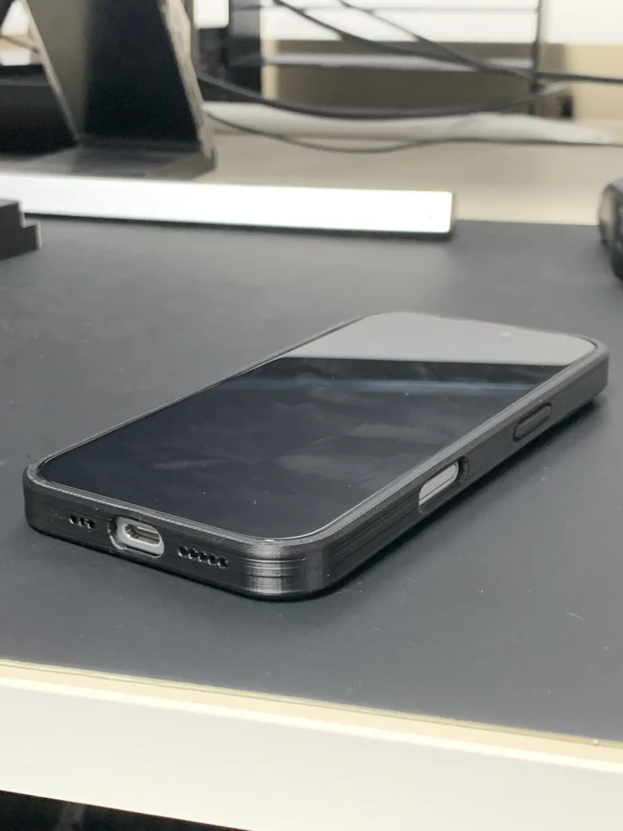 Simple iPhone 17 Case, photo 3 of 4 - Simple iPhone 17 Case Mobile & Device Accessories