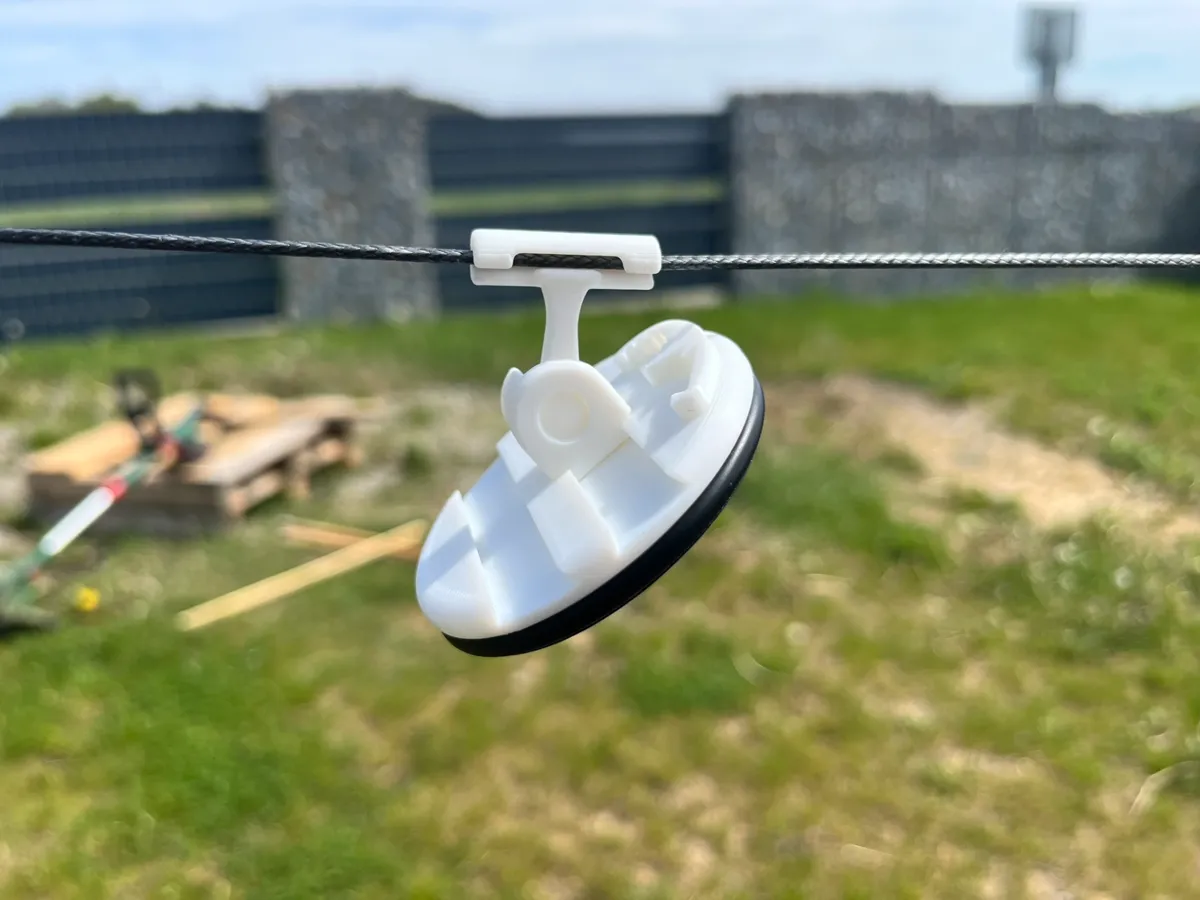 Hammock MagSafe iPhone Hanger, photo 2 of 3 - Hammock MagSafe iPhone Hanger Hobby & DIY